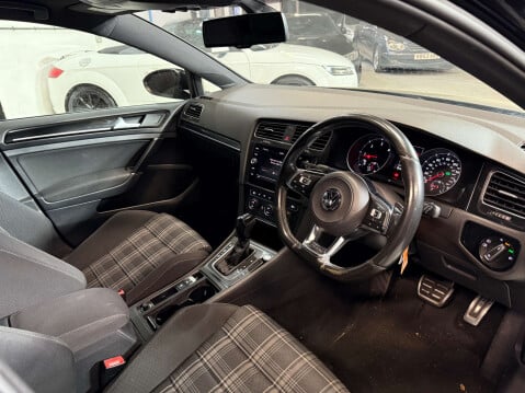 Volkswagen Golf 2.0 Golf GTD Semi-Auto 5dr 2
