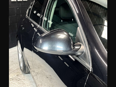 Vauxhall Insignia 1.4 Insignia SRi Nav S/S 5dr 10