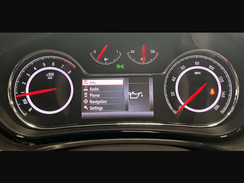 Vauxhall Insignia 1.4 Insignia SRi Nav S/S 5dr 29