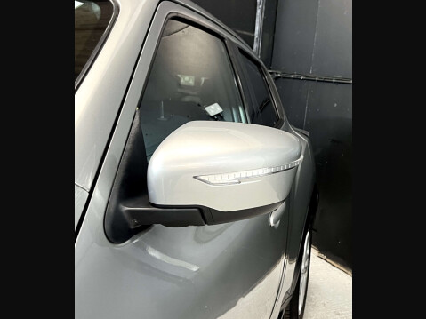 Nissan Juke 1.6 Juke N-Connecta CVT 5dr 9