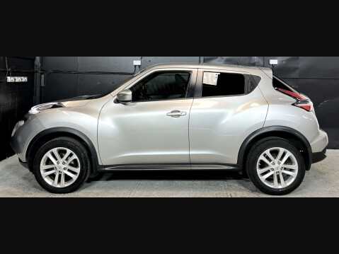 Nissan Juke 1.6 Juke N-Connecta CVT 5dr 15