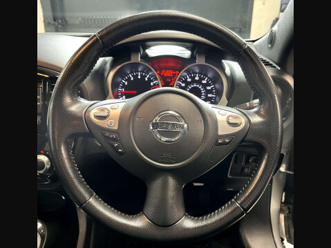 Nissan Juke 1.6 Juke N-Connecta CVT 5dr 22