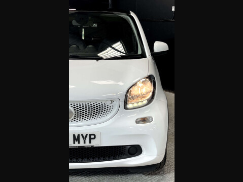 Smart Fortwo Coupe 1.0 fortwo Edition White Auto 3dr 6