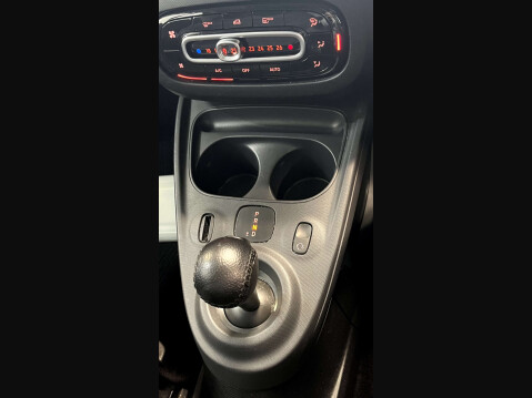 Smart Fortwo Coupe 1.0 fortwo Edition White Auto 3dr 39