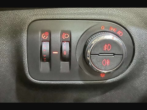 Vauxhall Corsa 1.4 Corsa Limited Edition 3dr 33