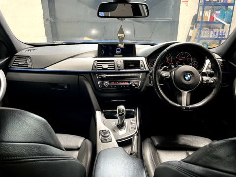 BMW 3 Series 2.0 328i M Sport Auto 4dr 27