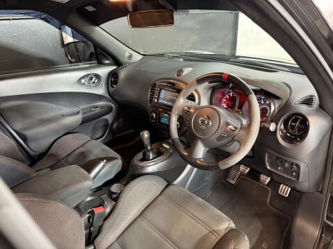 Nissan Juke 1.6 Juke Nismo RS DiG-T 5dr 3