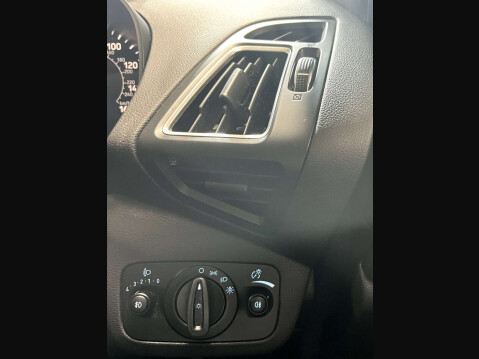 Ford Kuga 2.0 Kuga Titanium TDCI 5dr 44