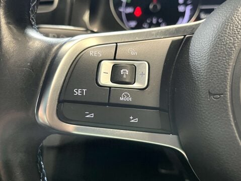 Volkswagen Golf 1.4 Golf GTE Semi-Auto 5dr 36