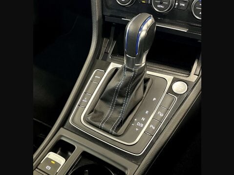 Volkswagen Golf 1.4 Golf GTE Semi-Auto 5dr 39
