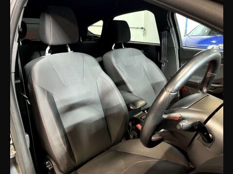 Ford Focus 1.0 Focus ST-Line X 5dr 35