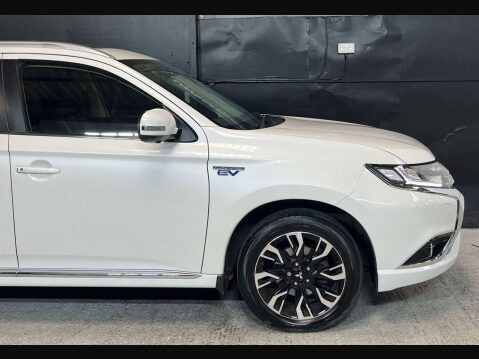 Mitsubishi Outlander 2.0 Outlander GX 4h PHEV Semi-Auto 4WD 5dr 11