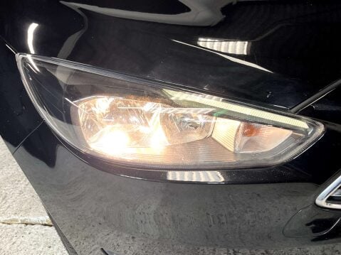 Ford Focus 1.0 Focus Titanium 5dr 5