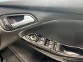 Ford Focus 1.0 Focus Titanium 5dr 28