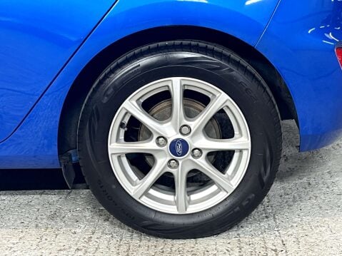 Ford Fiesta 1.1 Fiesta Zetec 5dr 18