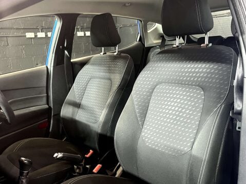 Ford Fiesta 1.1 Fiesta Zetec 5dr 42