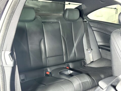 BMW 4 Series 2.0 420D M Sport Auto 2dr 38
