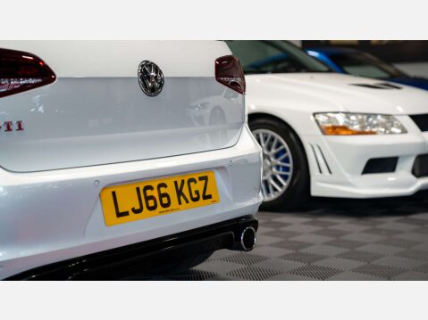 Volkswagen Golf 2.0 Golf GTi Clubsport Edition 40 3dr 36