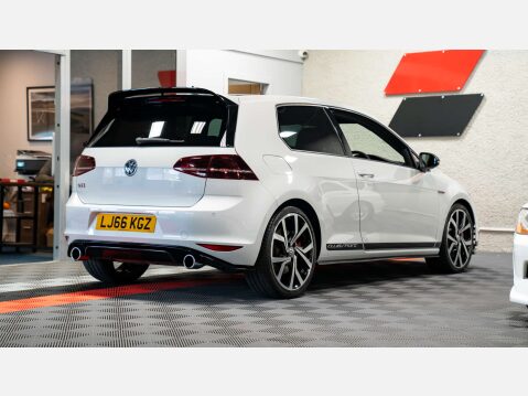 Volkswagen Golf 2.0 Golf GTi Clubsport Edition 40 3dr 2
