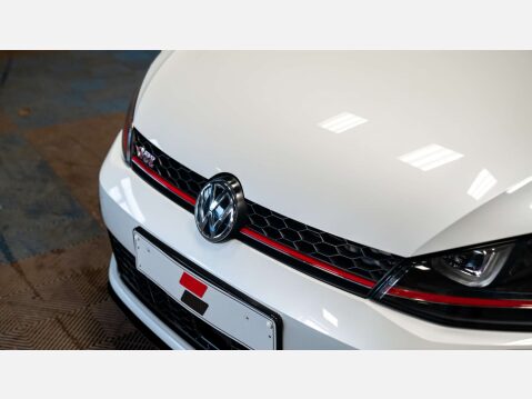 Volkswagen Golf 2.0 Golf GTi Clubsport Edition 40 3dr 25