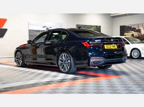 BMW 7 Series 3.0 730d xDrive M Sport MHEV Auto 4WD 4dr 5
