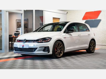 Volkswagen Golf 2.0 Golf GTi Performance TSi 5dr