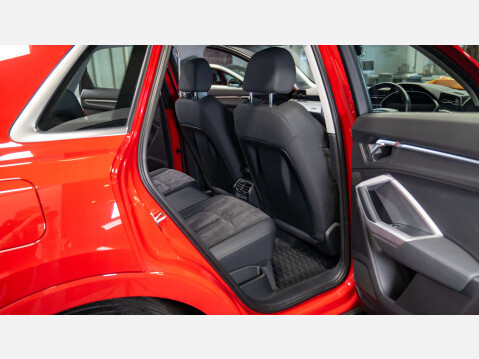 Audi Q3 1.5 Q3 Sport 35 TFSI Semi-Auto 5dr 13