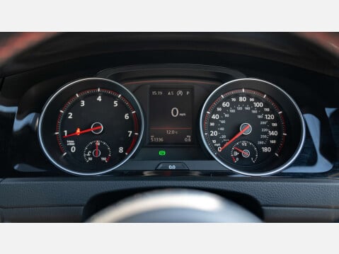 Volkswagen Golf 2.0 Golf GTi Clubsport Edition 40 Semi-Auto 3dr 16