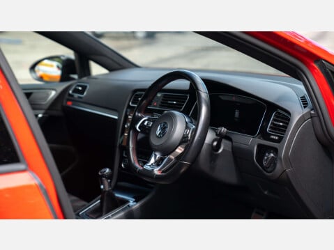 Volkswagen Golf 2.0 Golf GTi Performance TSi 5dr 14