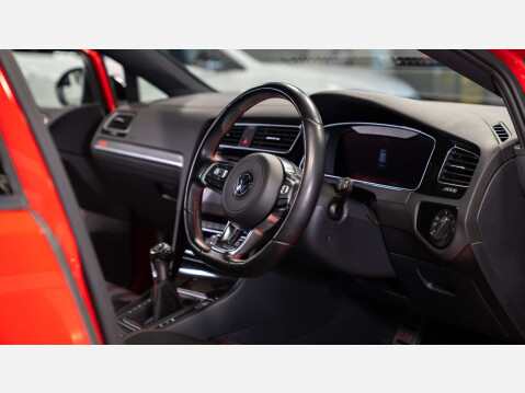 Volkswagen Golf 2.0 Golf GTi Performance TSi 5dr 9
