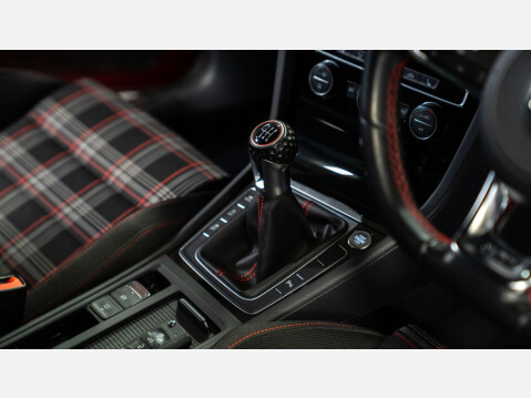Volkswagen Golf 2.0 Golf GTi Performance TSi 5dr 13