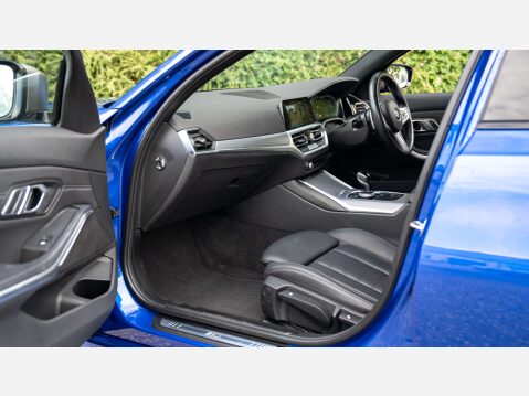 BMW 3 Series 3.0 M340D xDrive MHEV Auto 4WD 4dr 10