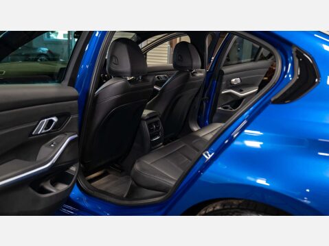 BMW 3 Series 3.0 M340D xDrive MHEV Auto 4WD 4dr 18