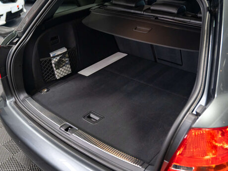 Audi RS4 4.2 Estate 5dr Petrol Manual quattro (326 g/km, 415 bhp) 16