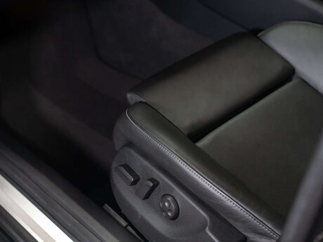 Audi RS4 4.2 Estate 5dr Petrol Manual quattro (326 g/km, 415 bhp) 24