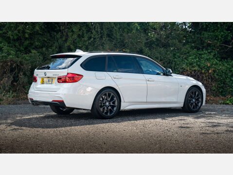 BMW 3 Series 3.0 330d xDrive M Sport Auto 4WD 5dr 2