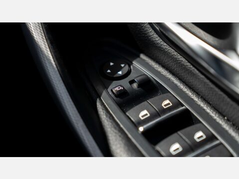 BMW 3 Series 3.0 330d xDrive M Sport Auto 4WD 5dr 12