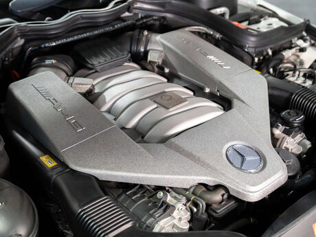 Mercedes-Benz C Class 6.2 C63 AMG Auto 5dr 31
