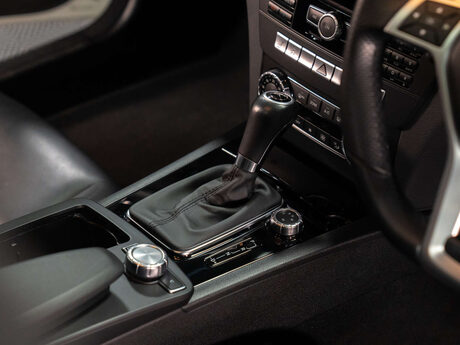 Mercedes-Benz C Class 6.2 C63 AMG Auto 5dr 13