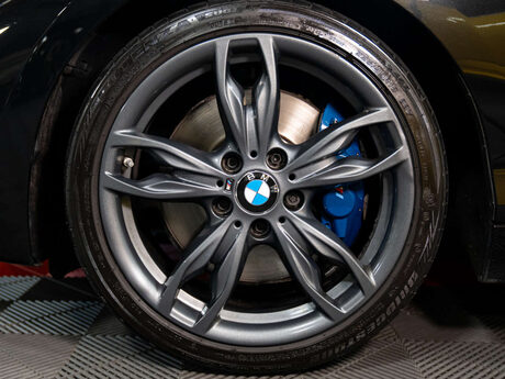 BMW 1 Series 3.0 M140I Shadow Edition Auto 3dr 30