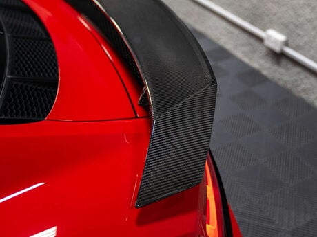 Audi R8 5.2 R8 Performance V10 Quattro Semi-Auto 4WD 2dr 28