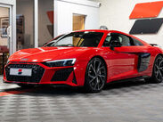 Audi R8 5.2 R8 Performance V10 Quattro Semi-Auto 4WD 2dr 1