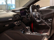 Audi R8 5.2 R8 Performance V10 Quattro Semi-Auto 4WD 2dr 17