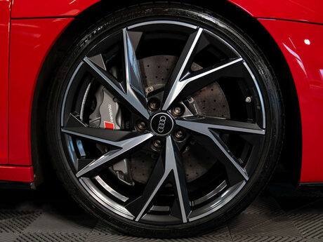 Audi R8 5.2 R8 Performance V10 Quattro Semi-Auto 4WD 2dr 24