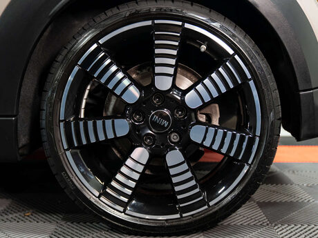 Mini Convertible 2.0 Cooper S Exclusive Auto 2dr 26