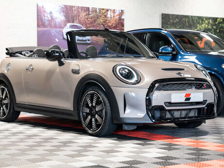 Mini Convertible 2.0 Cooper S Exclusive Auto 2dr 5
