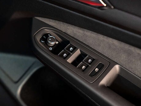 Volkswagen Golf 2.0 Golf Clubsport GTi TSi Semi-Auto 5dr 14