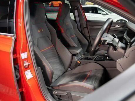 Volkswagen Golf 2.0 Golf Clubsport GTi TSi Semi-Auto 5dr 7