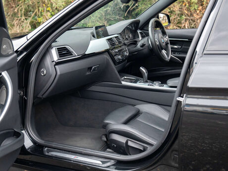 BMW 3 Series 3.0 335d xDrive M Sport Shadow Edition Auto 4WD 5dr 16