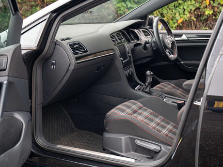 Volkswagen Golf 2.0 Golf GTi Performance 5dr 13